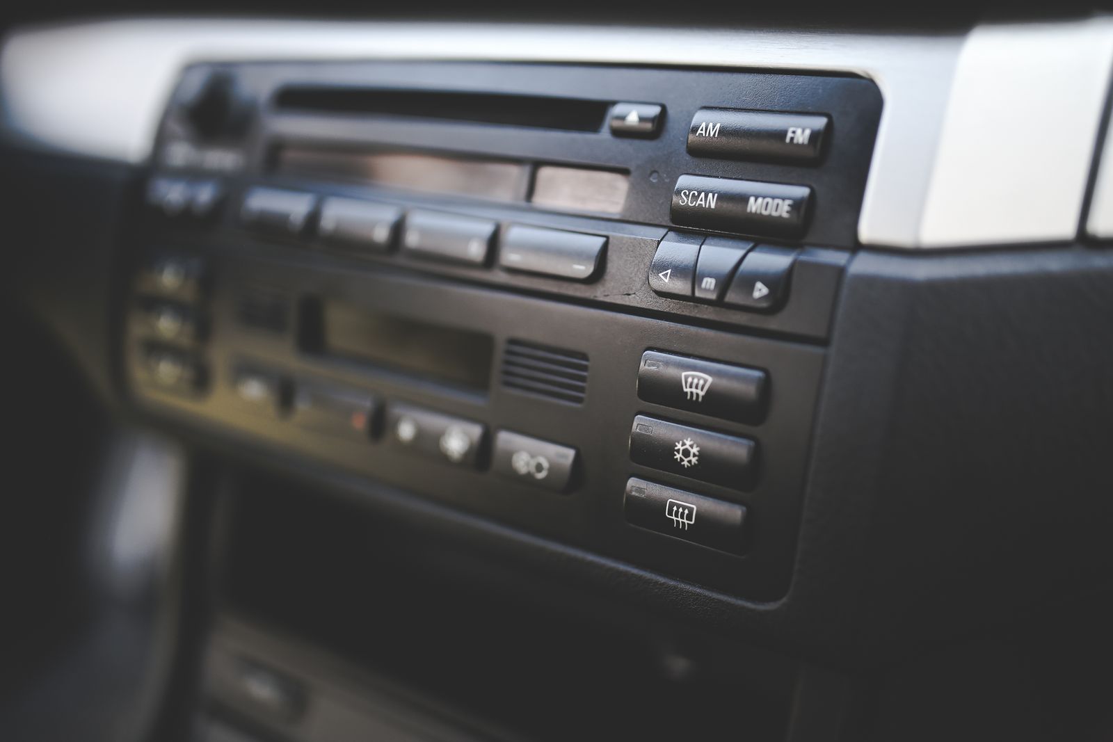 Air conditioning repair at Royce Automotive